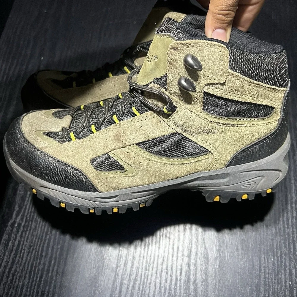 Denali Women's Hiking Boots Model‎ MY0221A Size 6 – Brown Suede Leather